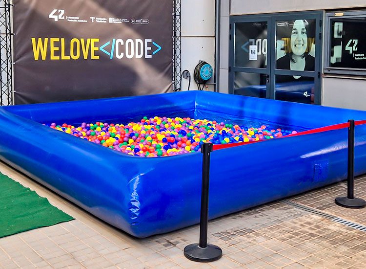 Piscinas de bolas gigante · Jocsair Hinchables Barcelona
