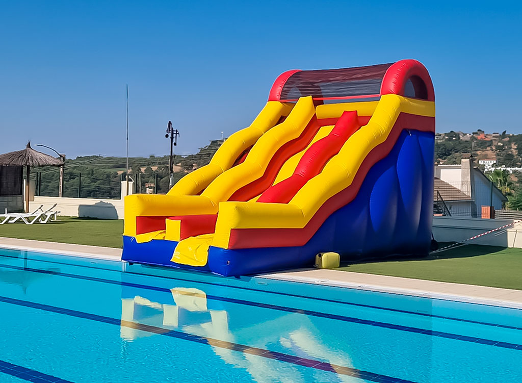 Tobogán Acuático Multicolor · Jocsair Hinchables Barcelona