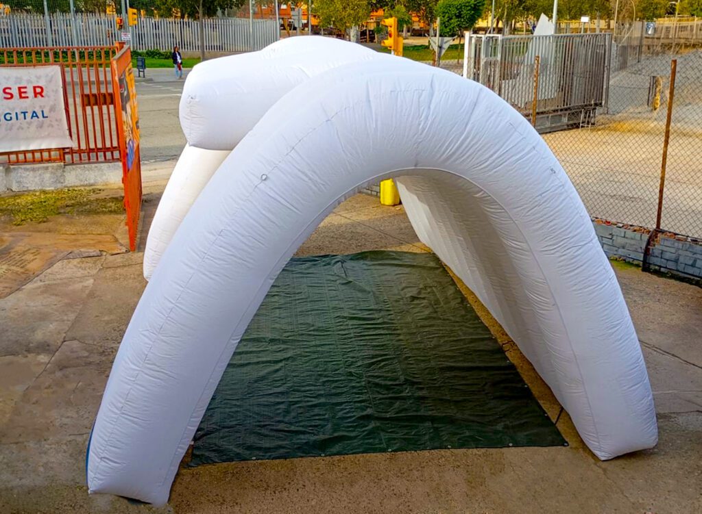 Carpa blanca hinchable · Jocsair Hinchables Barcelona