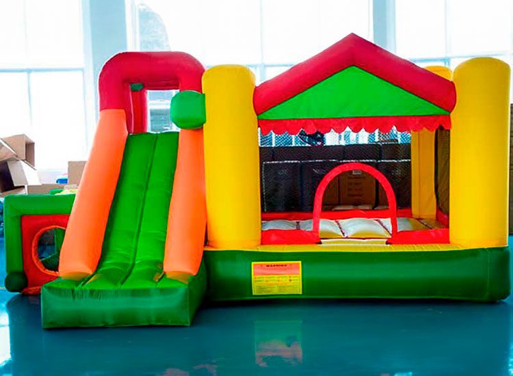 Hinchables Infantiles · Jocsair Hinchables Barcelona