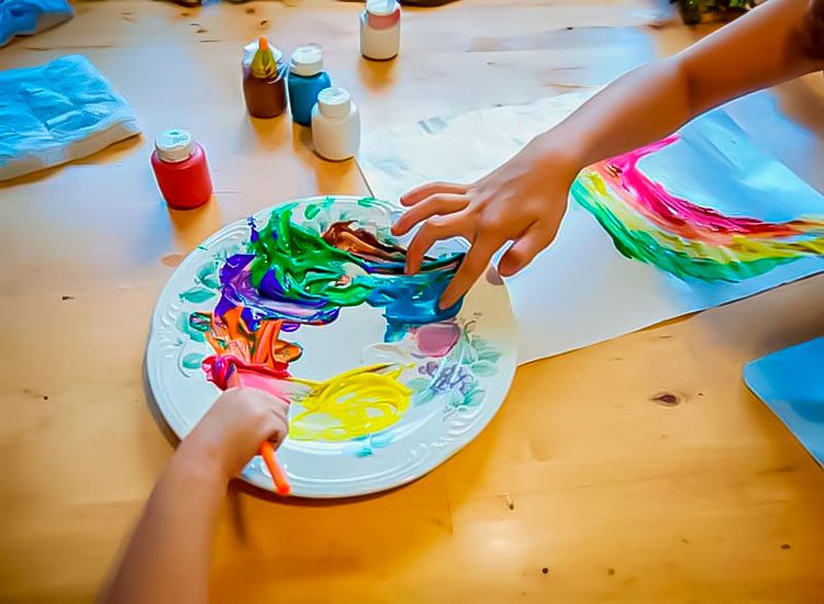 Taller de Pintura · Jocsair Hinchables Barcelona